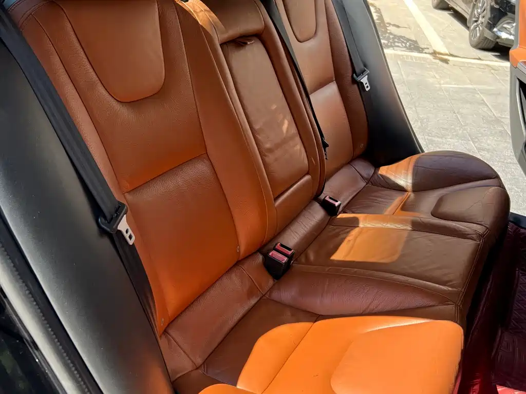 Volvo S60 (Import) — миниатюра 10