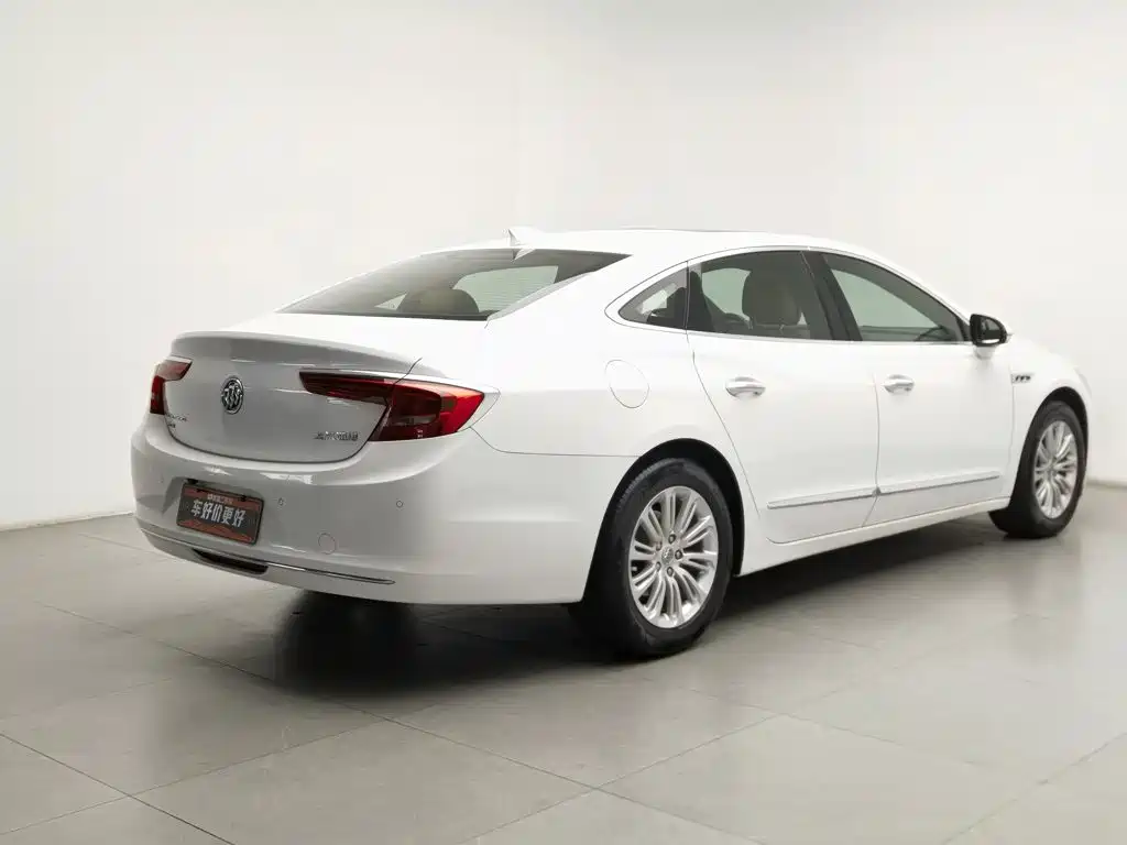 Buick LaCrosse — миниатюра 2