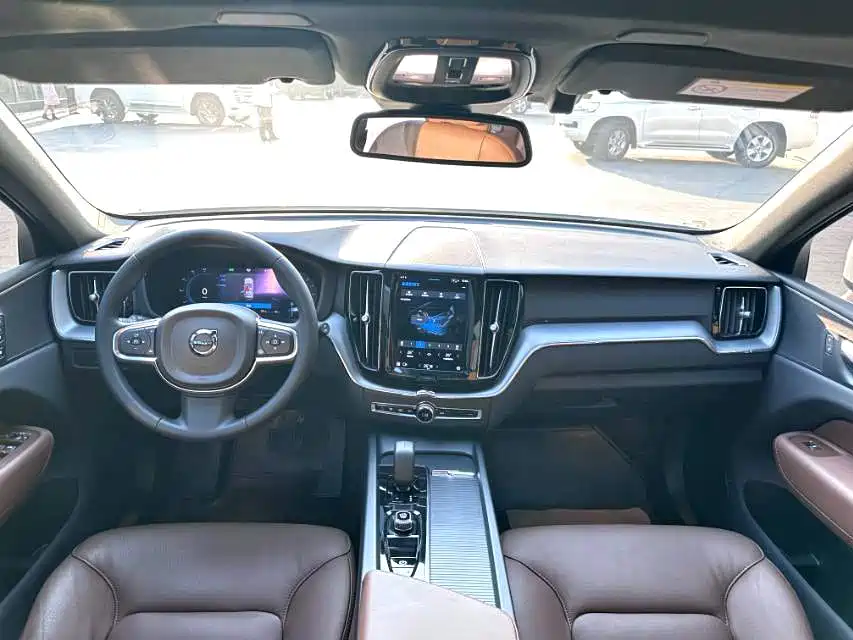 Volvo XC60 — миниатюра 6