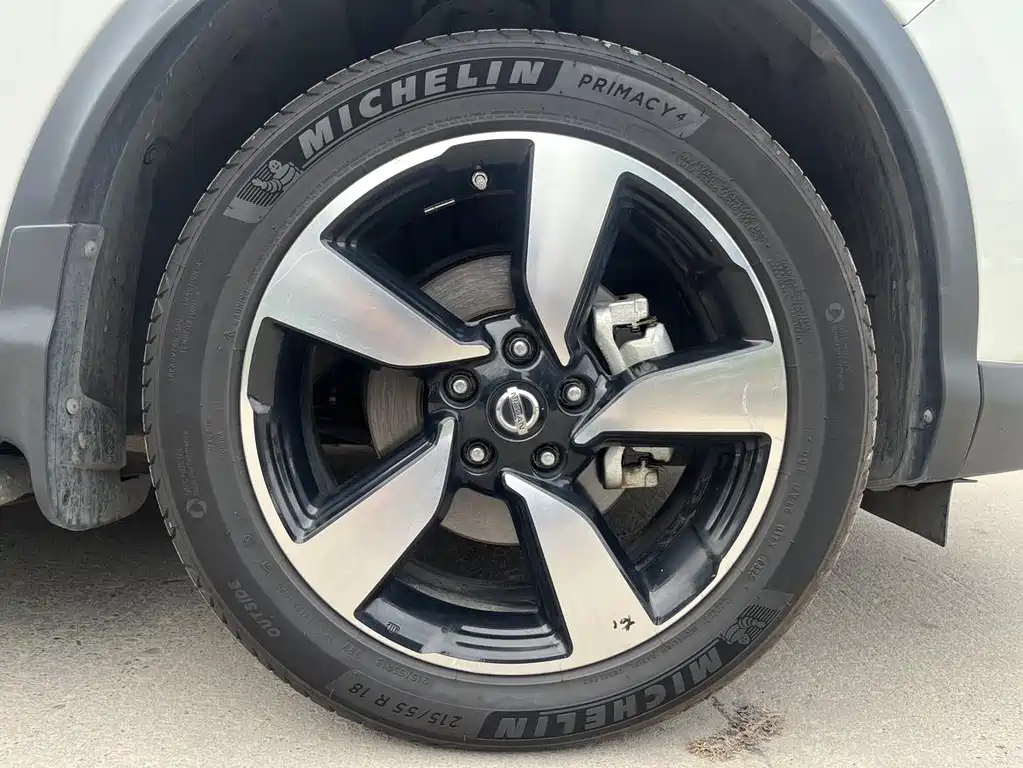 Nissan Qashqai 2017 2.0L CVT Luxury V