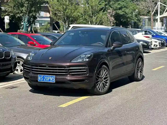 2022 Porsche Cayenne
