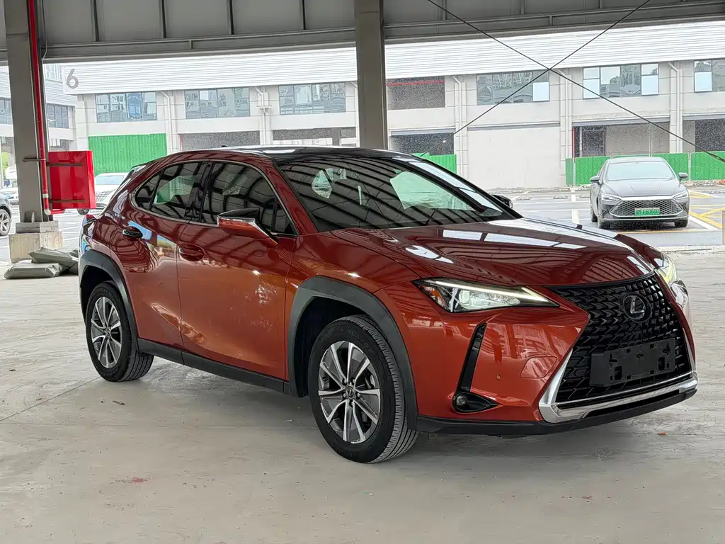 Lexus UX New Energy — миниатюра 3