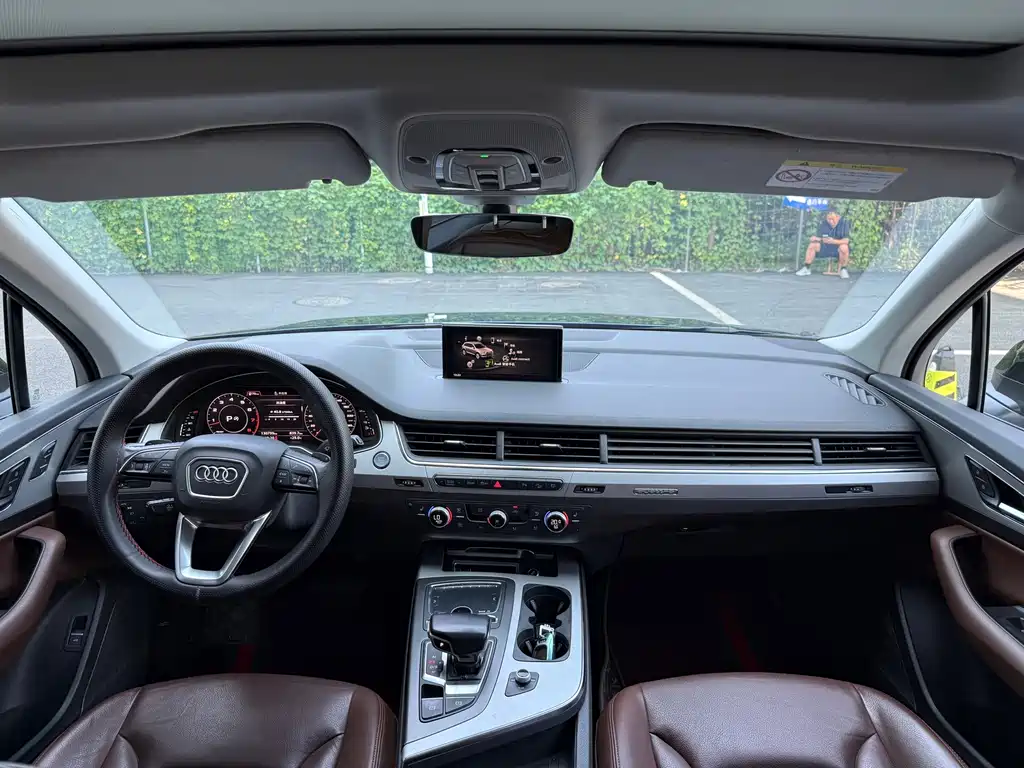 Audi Q7 — миниатюра 7