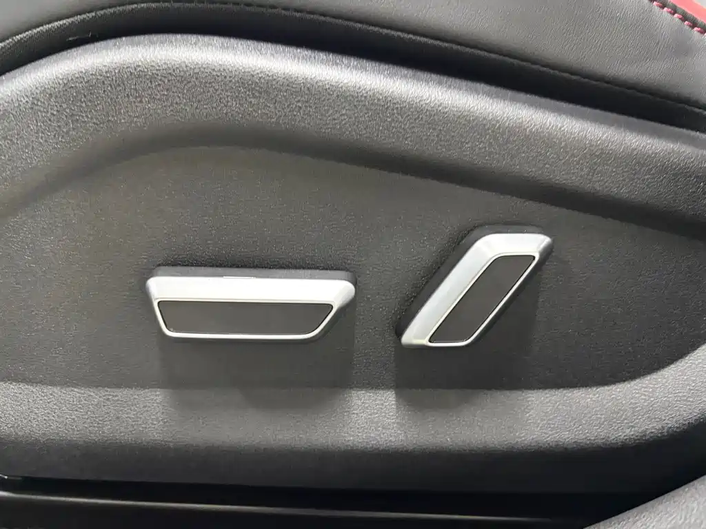 Geely Emgrand S — миниатюра 15