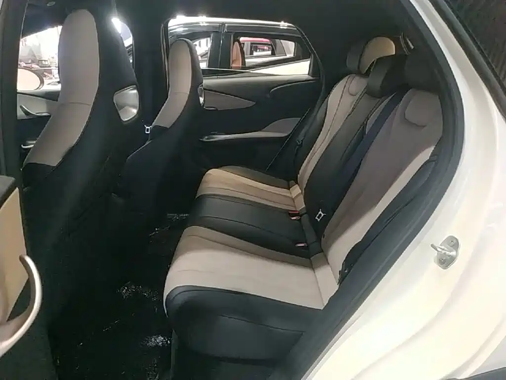 BYD Dolphin — миниатюра 17