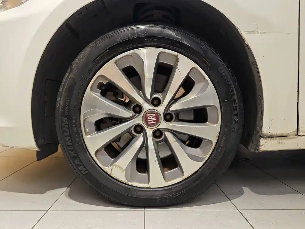 Fiat Viaggio 2012 1.4T AT