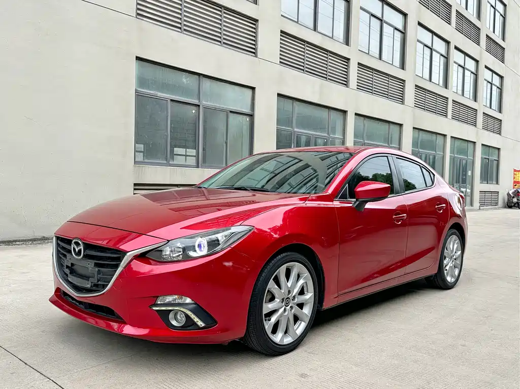 Mazda 3 Axela 2015