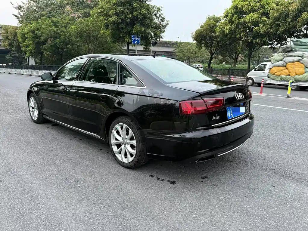 Audi A6L — миниатюра 4
