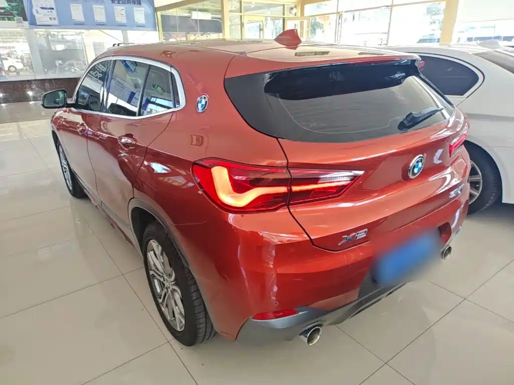 BMW X2 (Import) — миниатюра 5