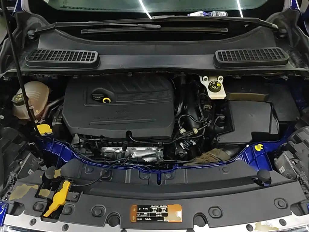 Ford Kuga — миниатюра 20