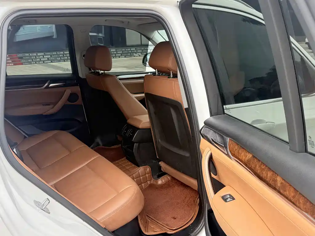 BMW X3 (Import) — миниатюра 12