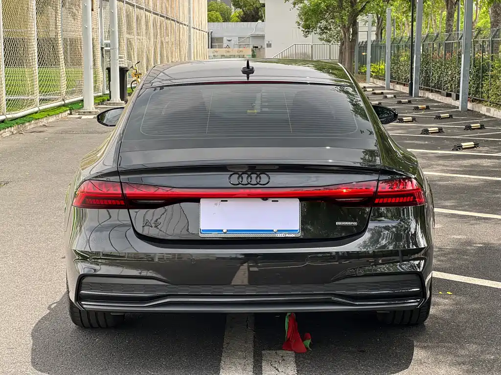 Audi A7 2024 55 TFSI quattro Premium