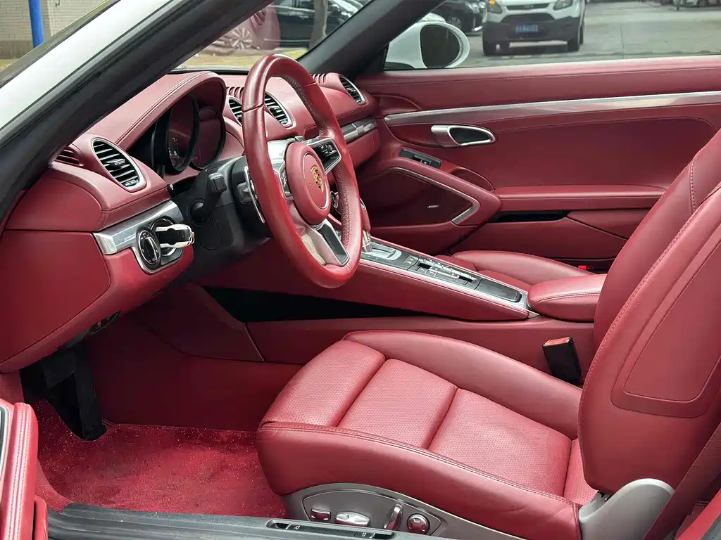 Porsche 718 2022 Boxster T 2.0T