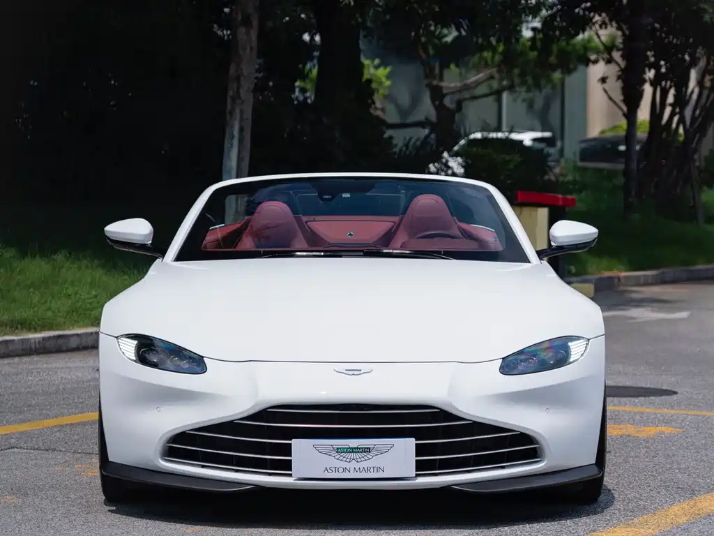 Aston Martin V8 Vantage — миниатюра 2