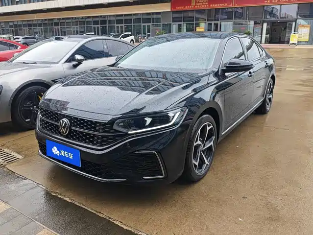 2025 Volkswagen Passat