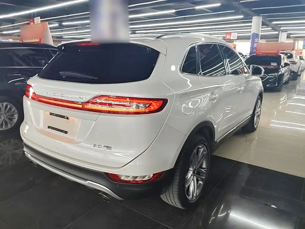 Lincoln MKC — миниатюра 7