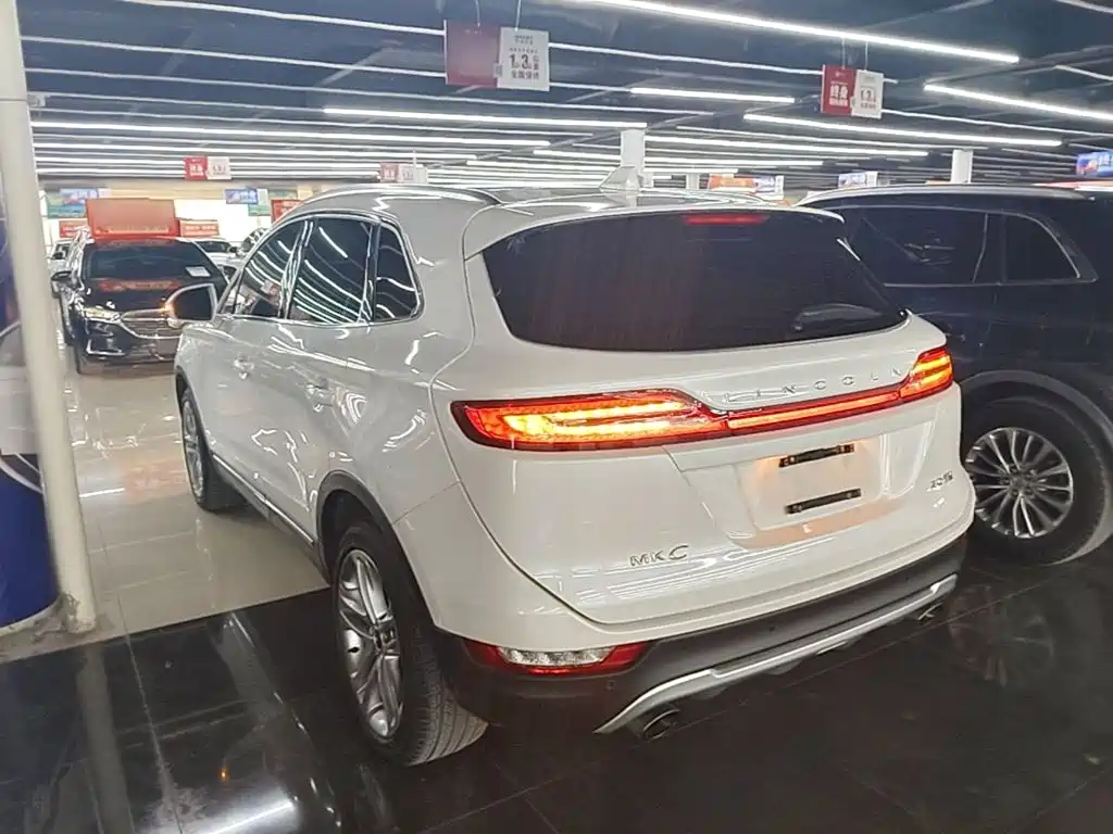 Lincoln MKC — миниатюра 5
