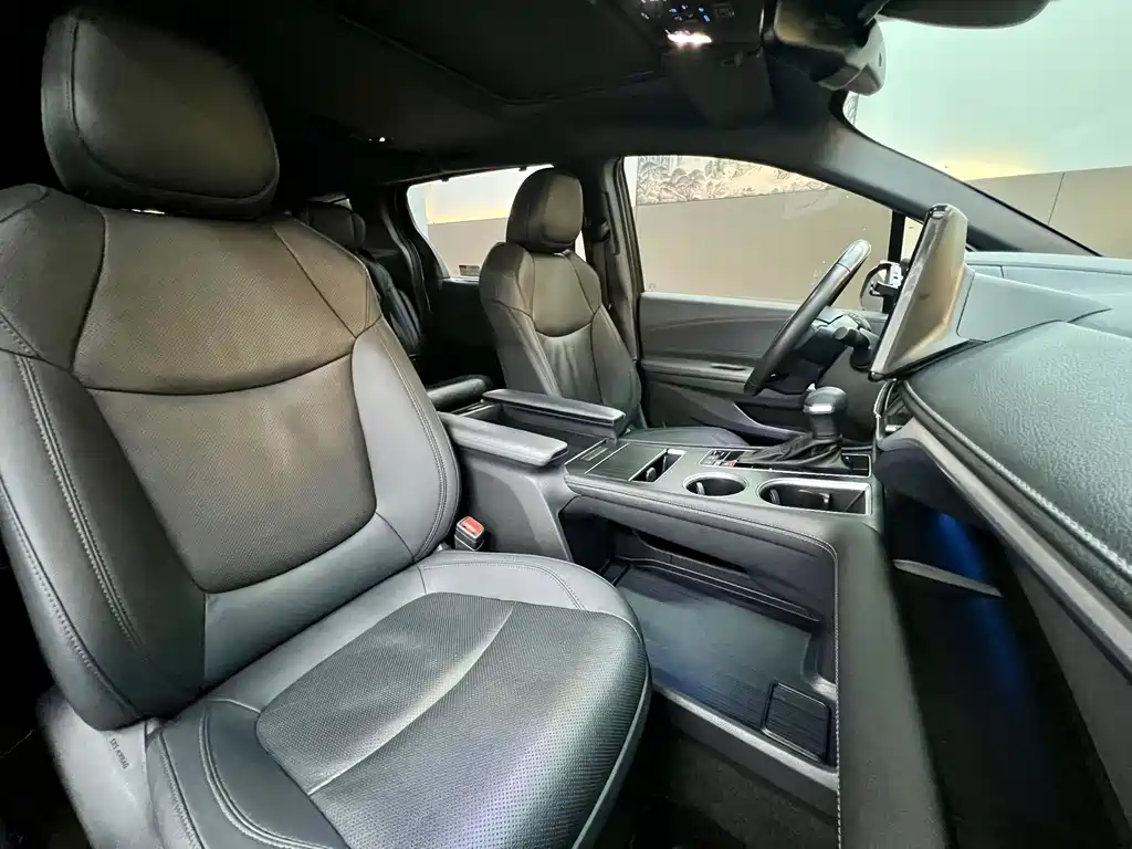 Toyota Sienna 2021 2.5L