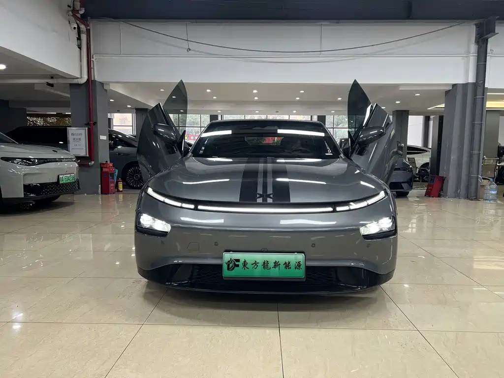 XPeng P7 — миниатюра 3
