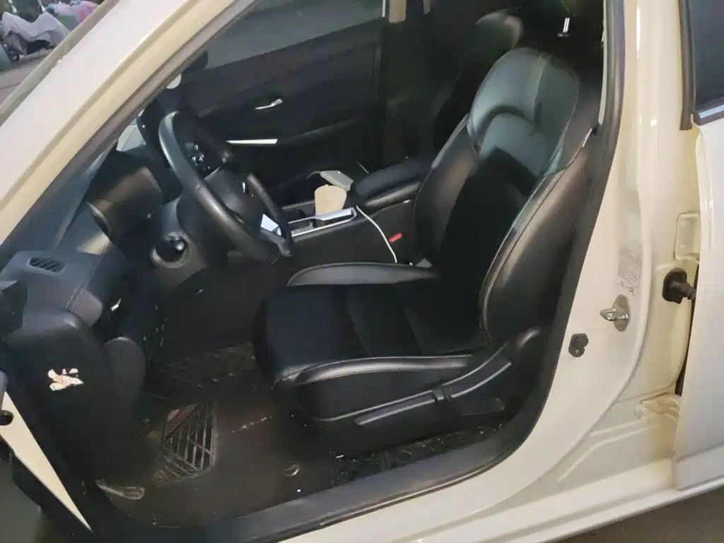 Nissan Sylphy — миниатюра 16