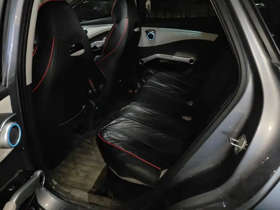 BYD Yuan Plus — миниатюра 11