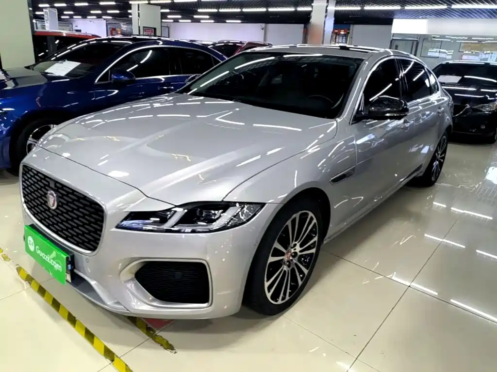 Jaguar XFL
