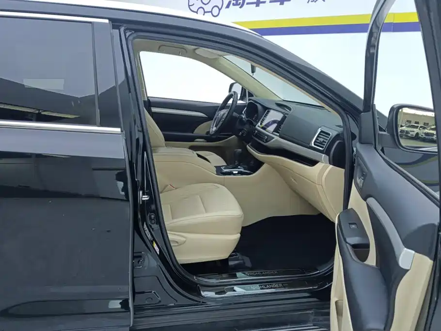 Toyota Highlander — миниатюра 8