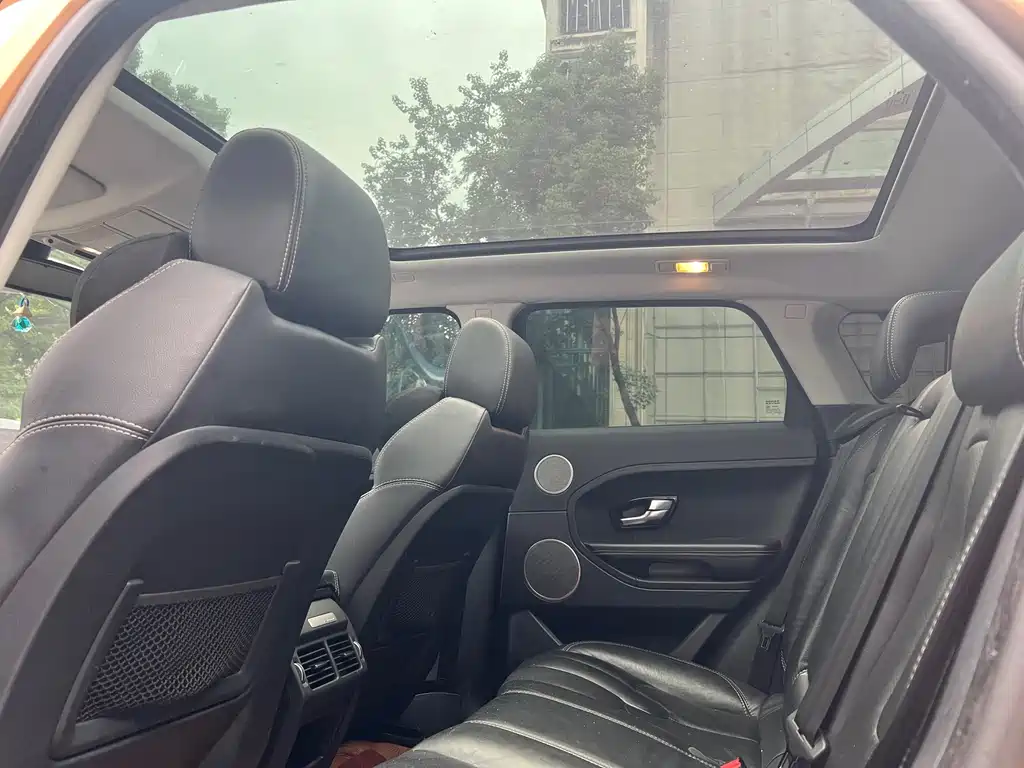 Land Rover Evoque (Import) — миниатюра 9