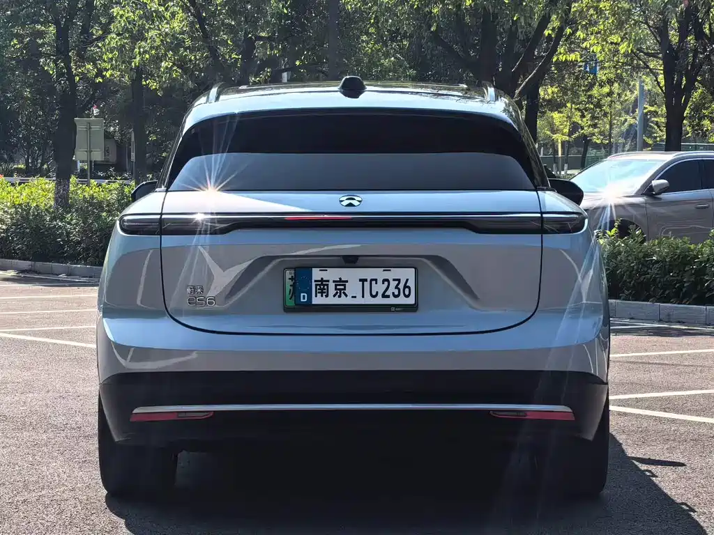 NIO ES6 — миниатюра 5