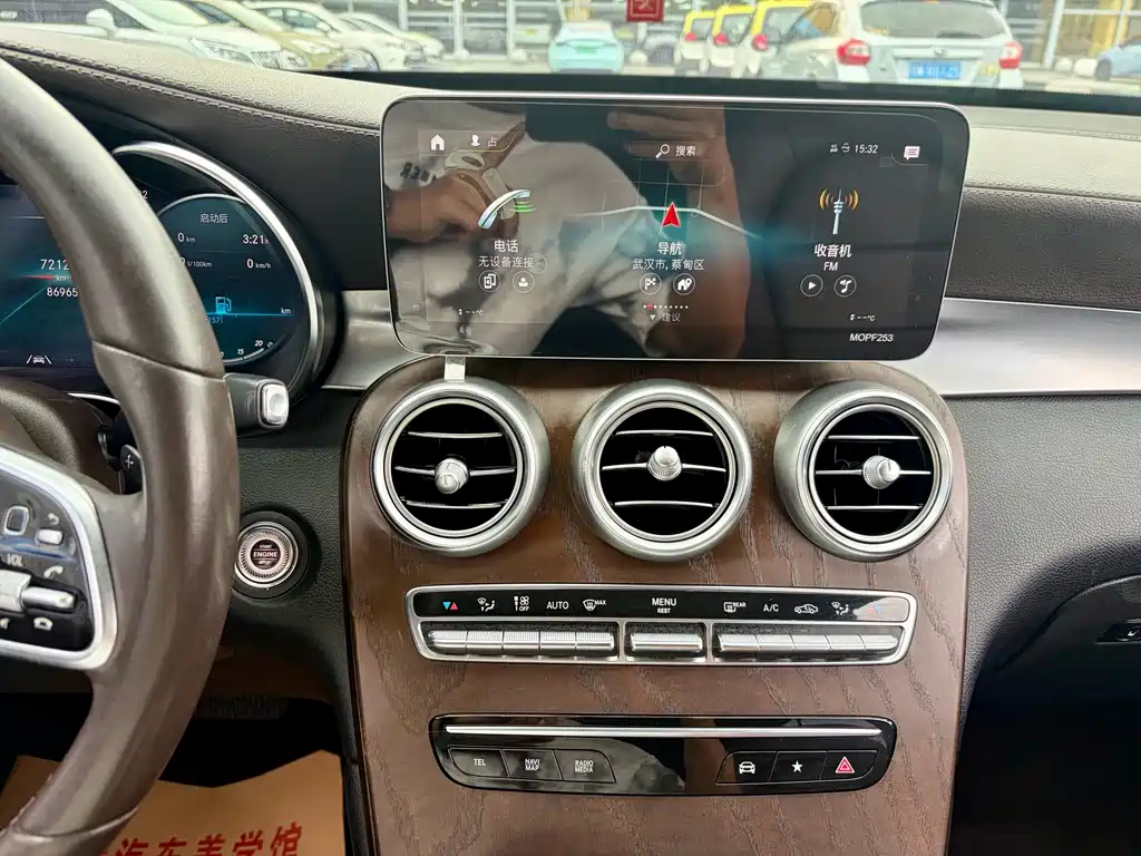 Mercedes-Benz GLC — миниатюра 9