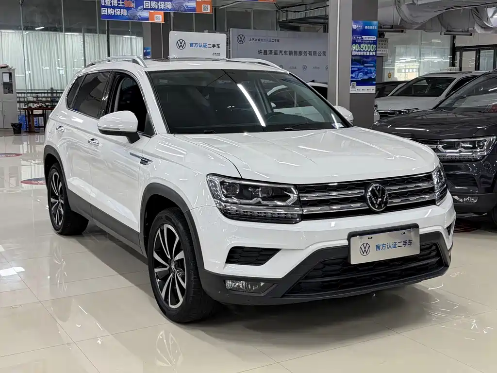 Volkswagen Tharu XR 280TSI 2WD Luxury Edition, фото 3