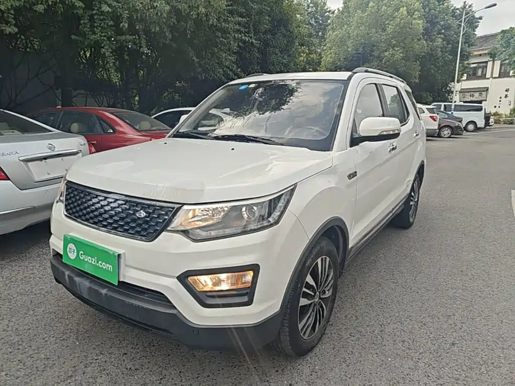 2017 Changan CX70 - zdjęcie 1 z 25