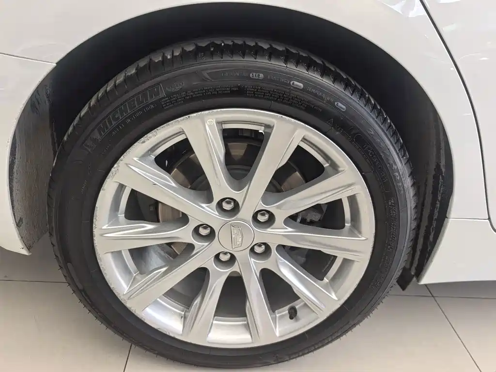 Cadillac CT5 — миниатюра 15