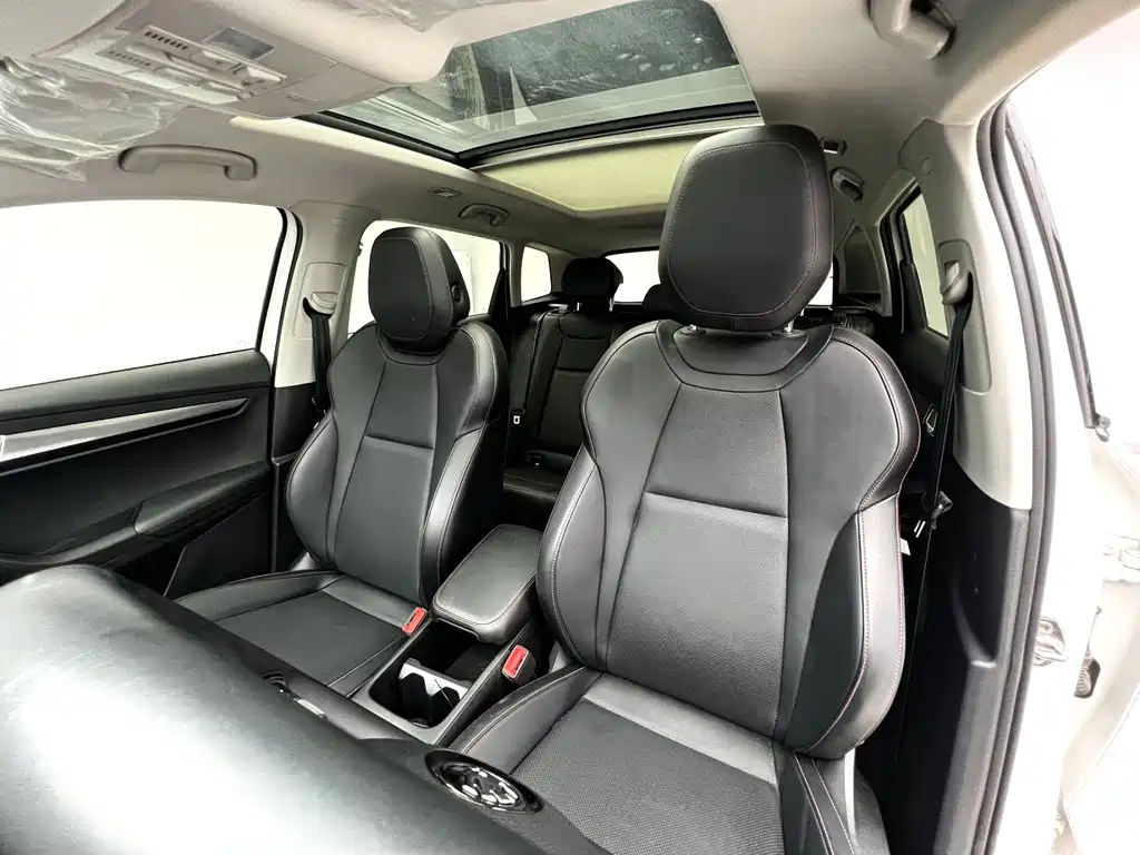 Skoda Karoq — миниатюра 13
