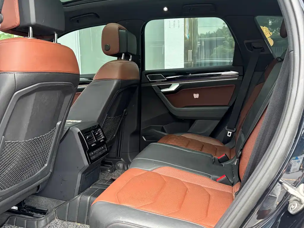 Volkswagen Touareg — миниатюра 5