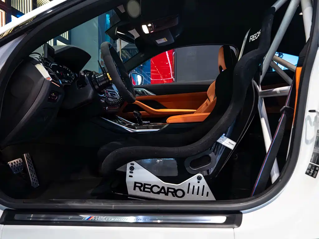 BMW M4 — миниатюра 21