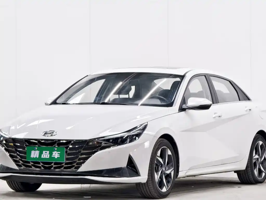 Hyundai Elantra 2021