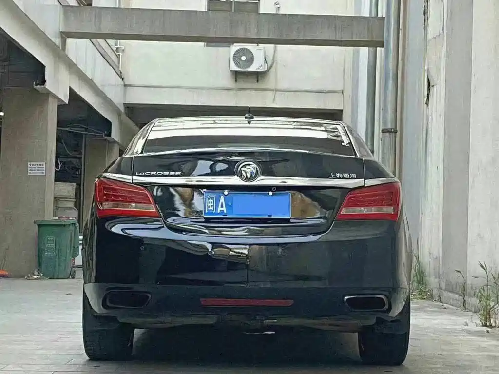Buick LaCrosse — миниатюра 4