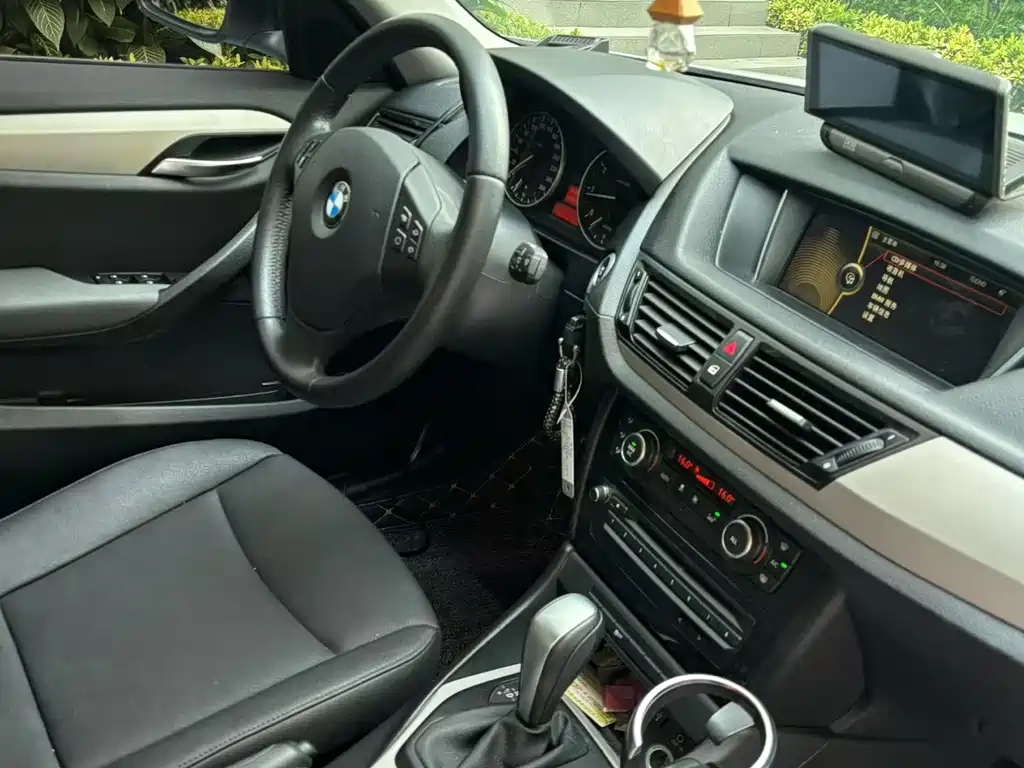 BMW X1 (Import) — миниатюра 7