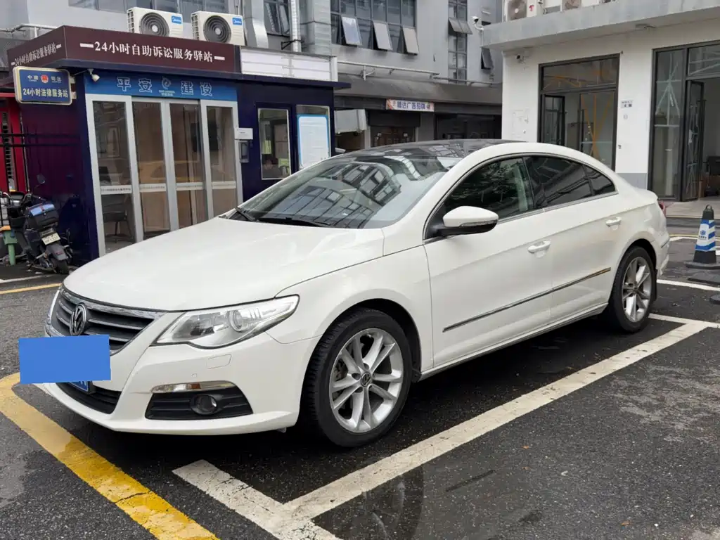 Volkswagen CC 2011
