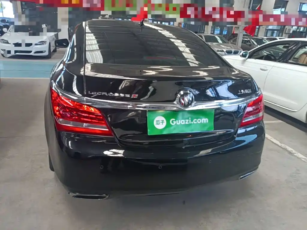 Buick LaCrosse — миниатюра 6