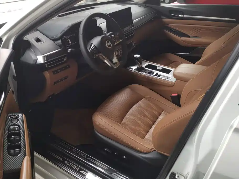Nissan Teana — миниатюра 9