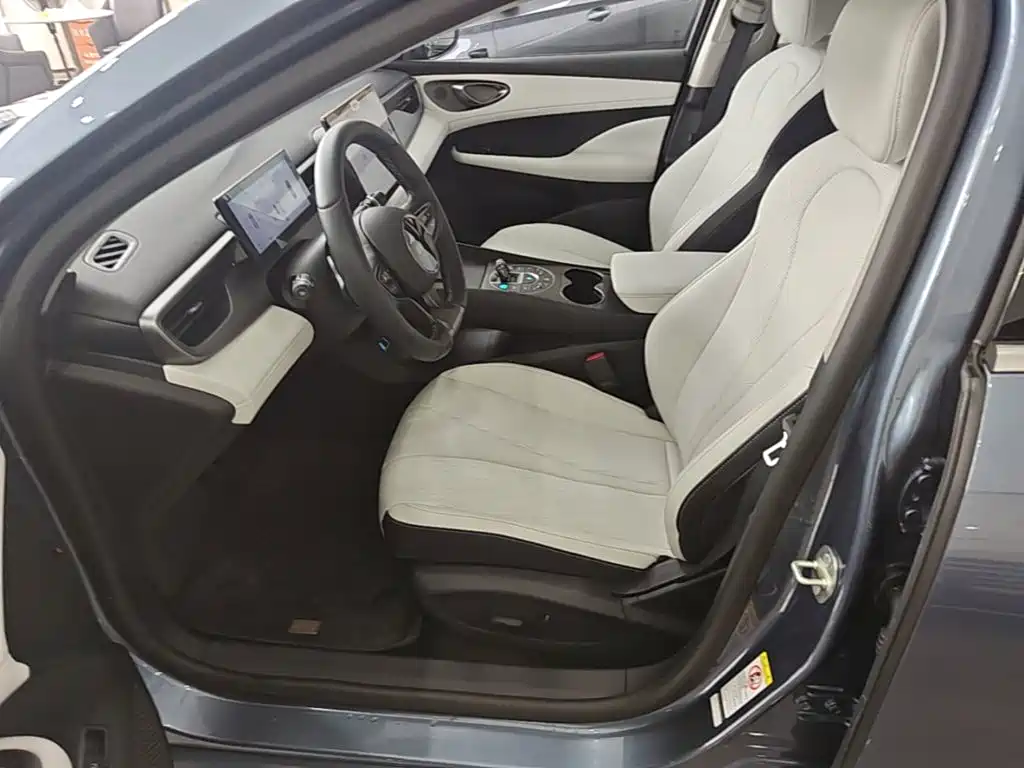 BYD Seal 05 DM-i — миниатюра 15