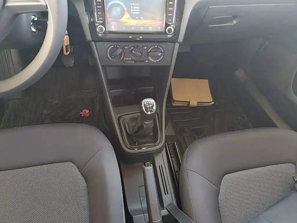 Skoda Rapid Spaceback — миниатюра 14