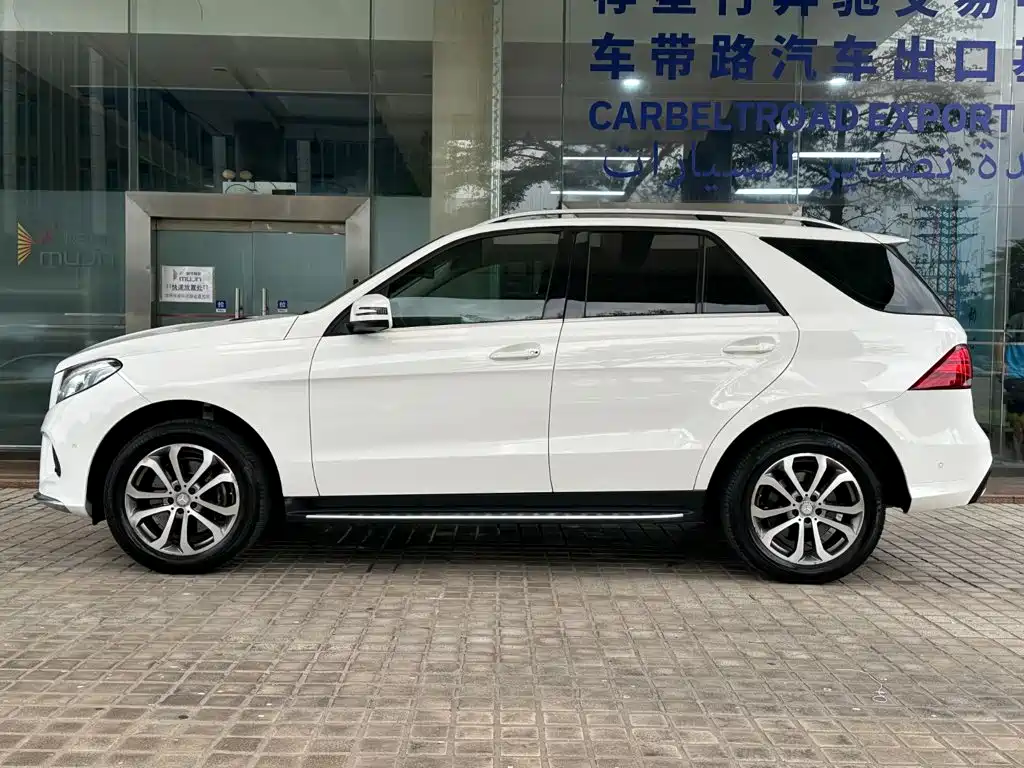 Mercedes-Benz GLE 2017 GLE 320 4MATIC Luxury