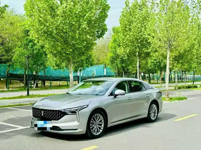 2024 Bestune B70