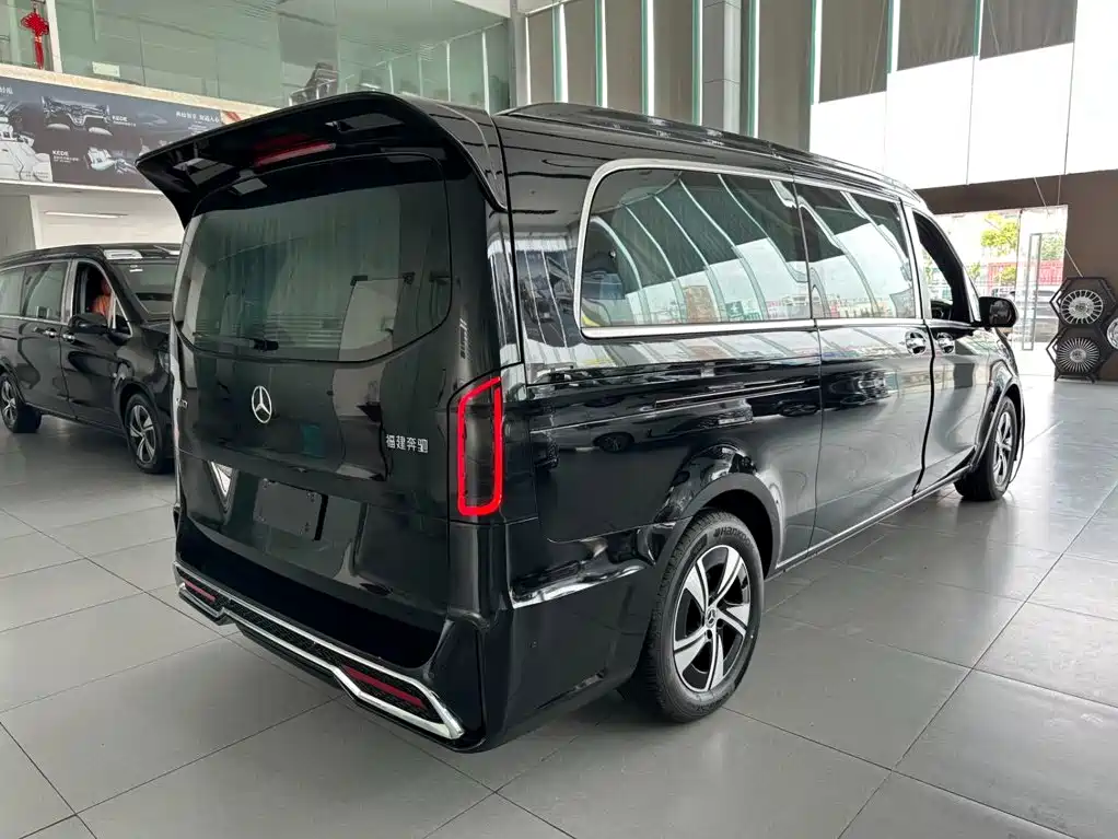 Mercedes-Benz Vito — миниатюра 26
