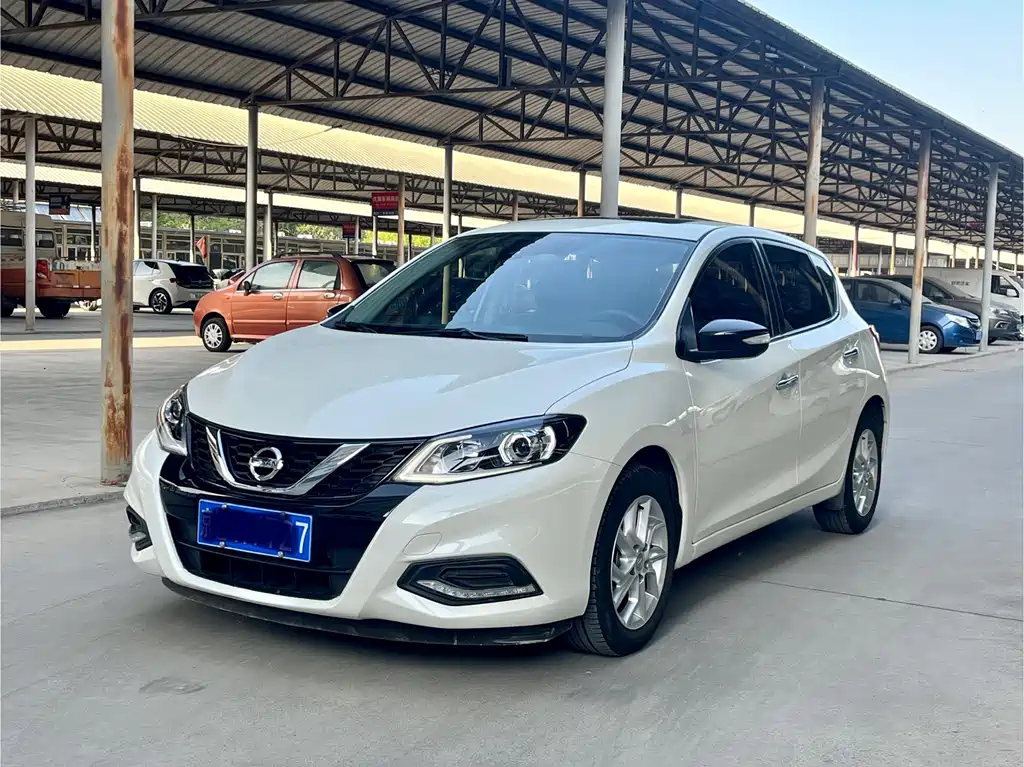 Nissan Tiida 2022