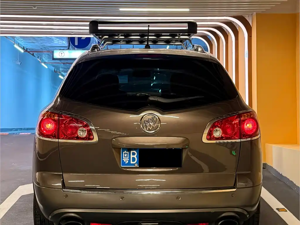 Buick Enclave — миниатюра 11