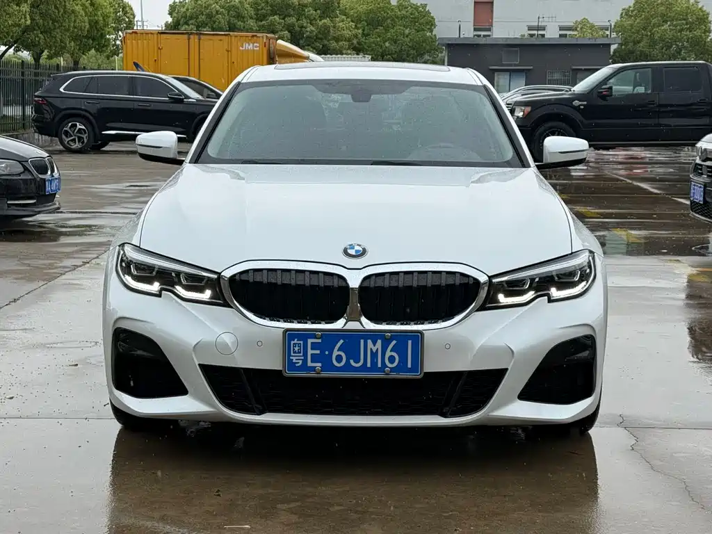 BMW 3 Series 2021
